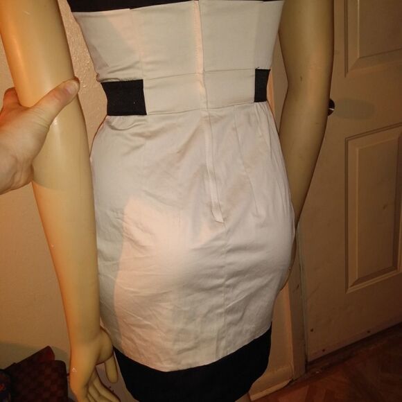 Beige and black H&M dress, size 2 - Picture 7 of 7